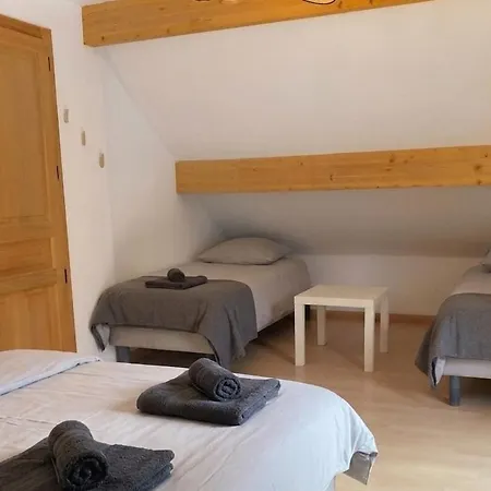 Exceptional Chalet, Sauna, & Center Within Walking Distance
